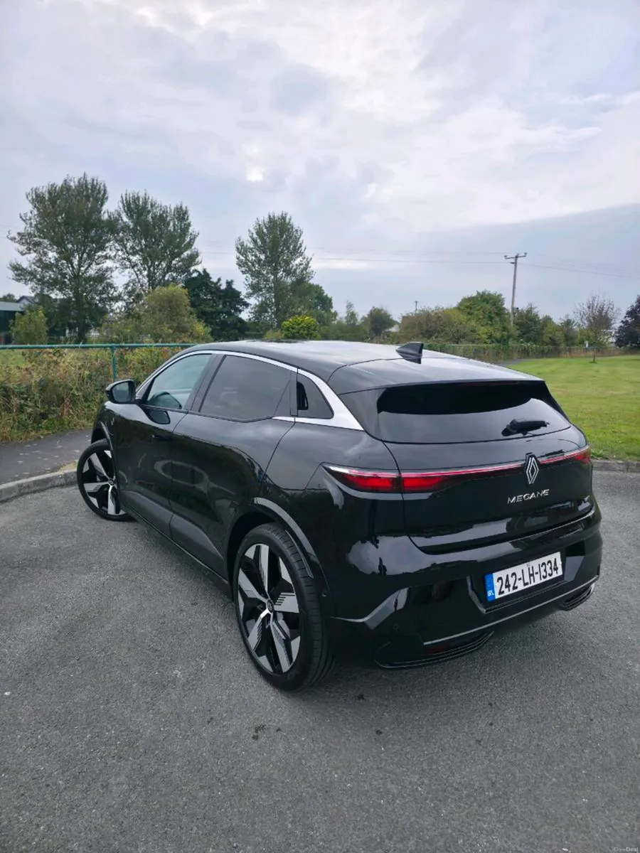 ⚫️2024 Renault Megane E-Tech EV60 220hp Techno+⚫️ - Image 3