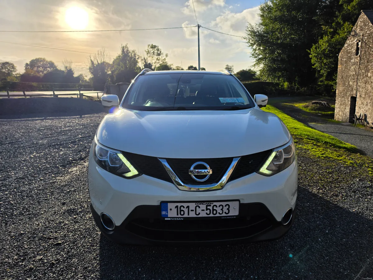 Nissan Qashqai diesel SV ( NCT and TAX ) - Image 3
