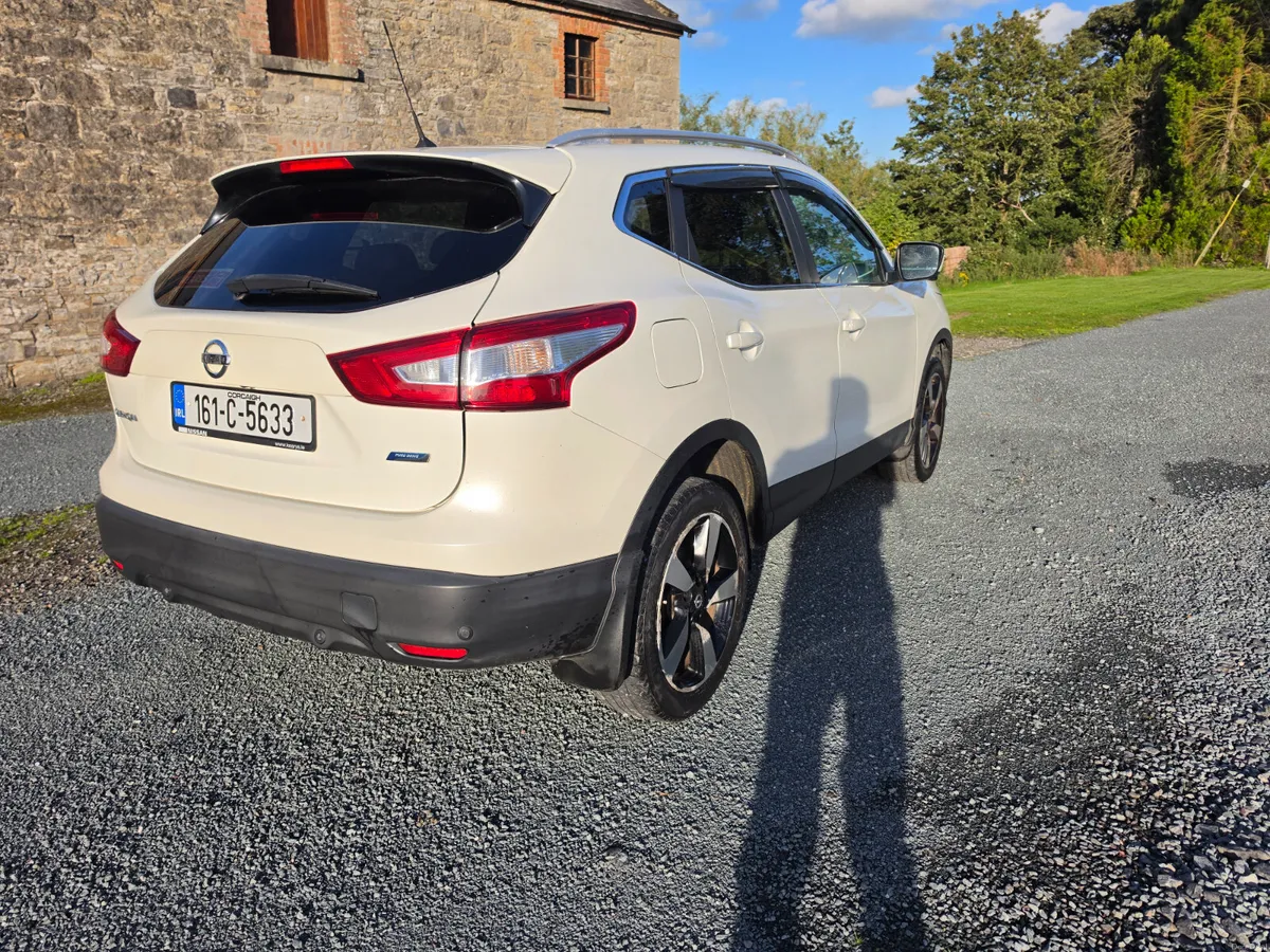 Nissan Qashqai diesel SV ( NCT and TAX ) - Image 6