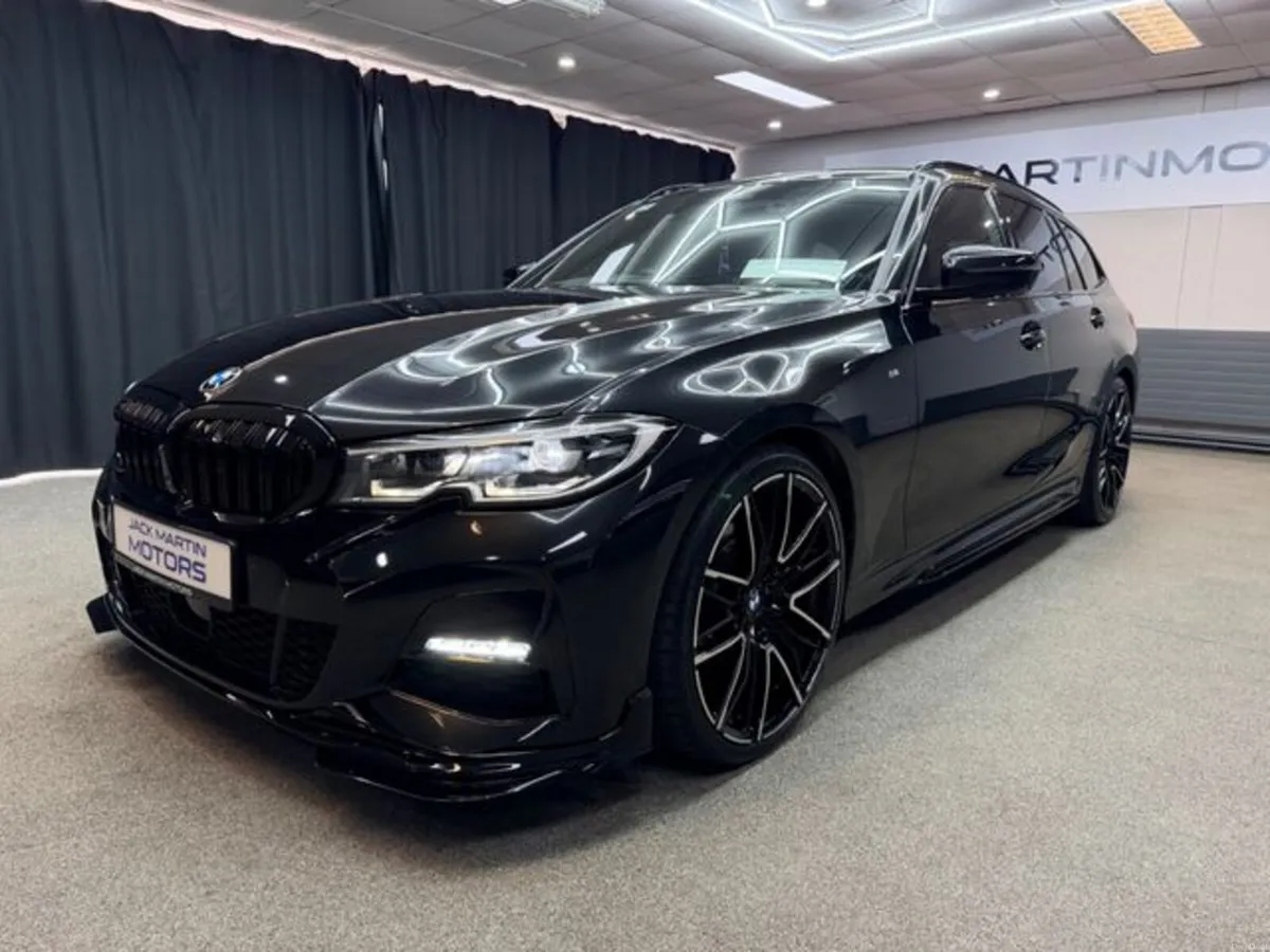 BMW 3-Series 320D Touring XDrive M Sport - Image 3