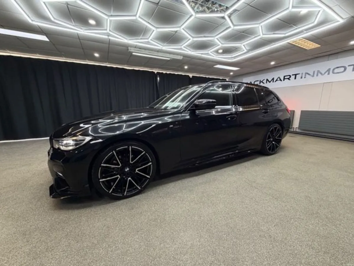 BMW 3-Series 320D Touring XDrive M Sport - Image 5