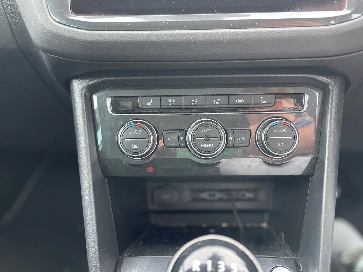 Volkswagen Tiguan 2019 - Image 4