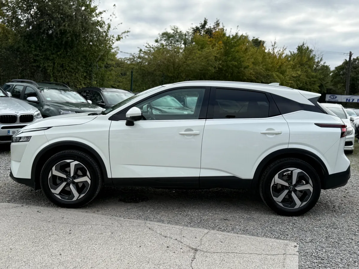 2023 Nissan Qashqai 1.3 HYB SV PREMIUM CVT AUTO - Image 6