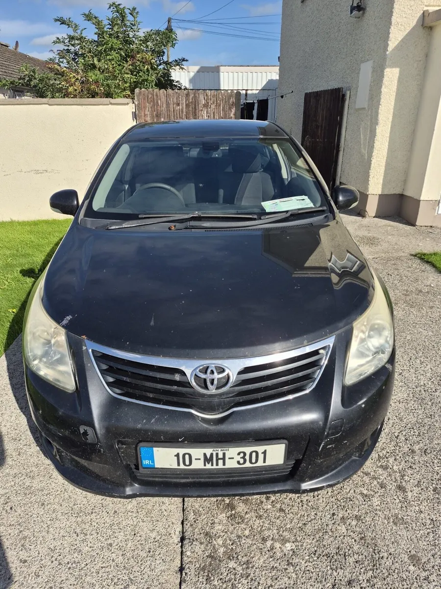 Toyota Avensis - Image 1