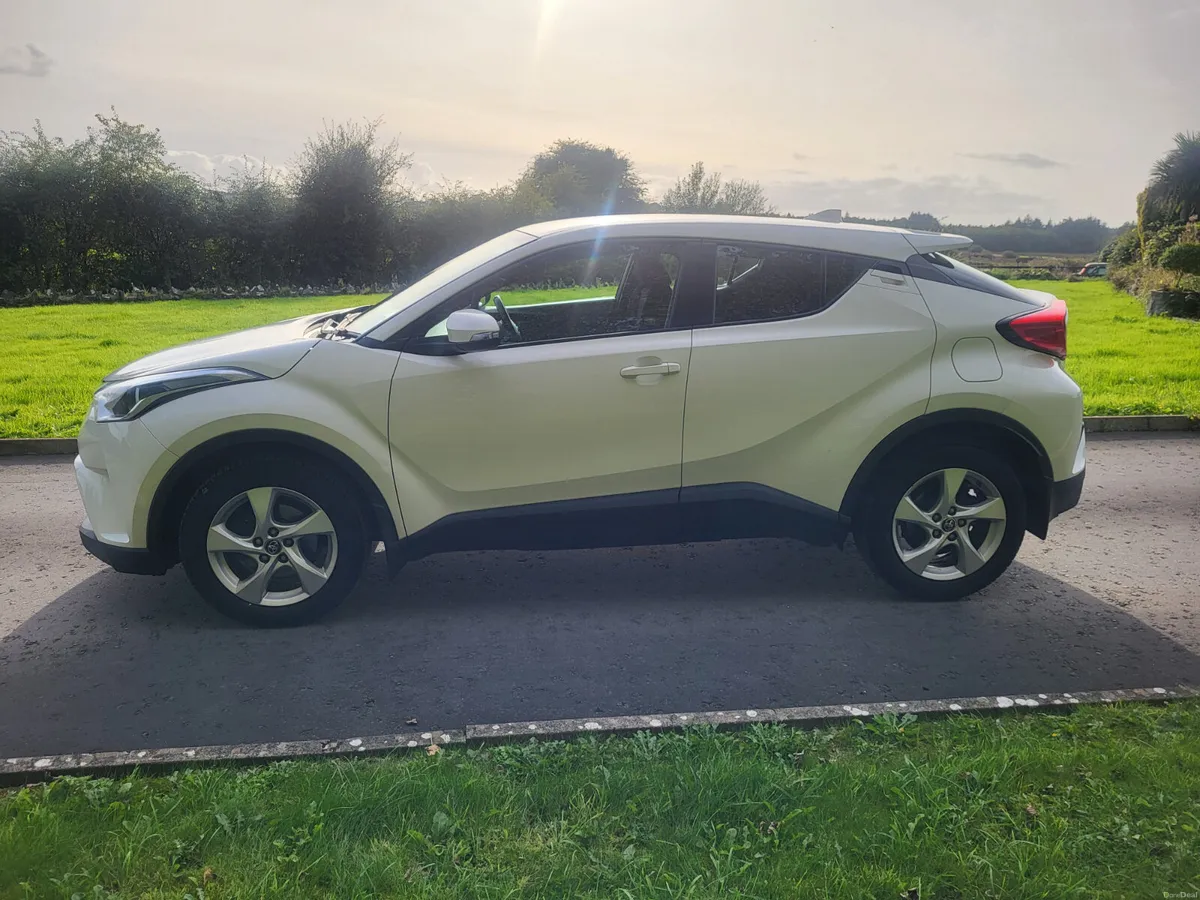 Toyota C-HR 2018  New NCT  7/28 - Image 5