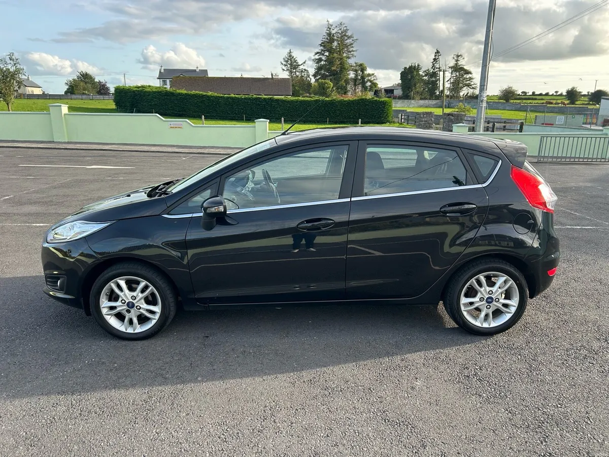 2016 Ford Fiesta Nct 10/27 Top spec - Image 3