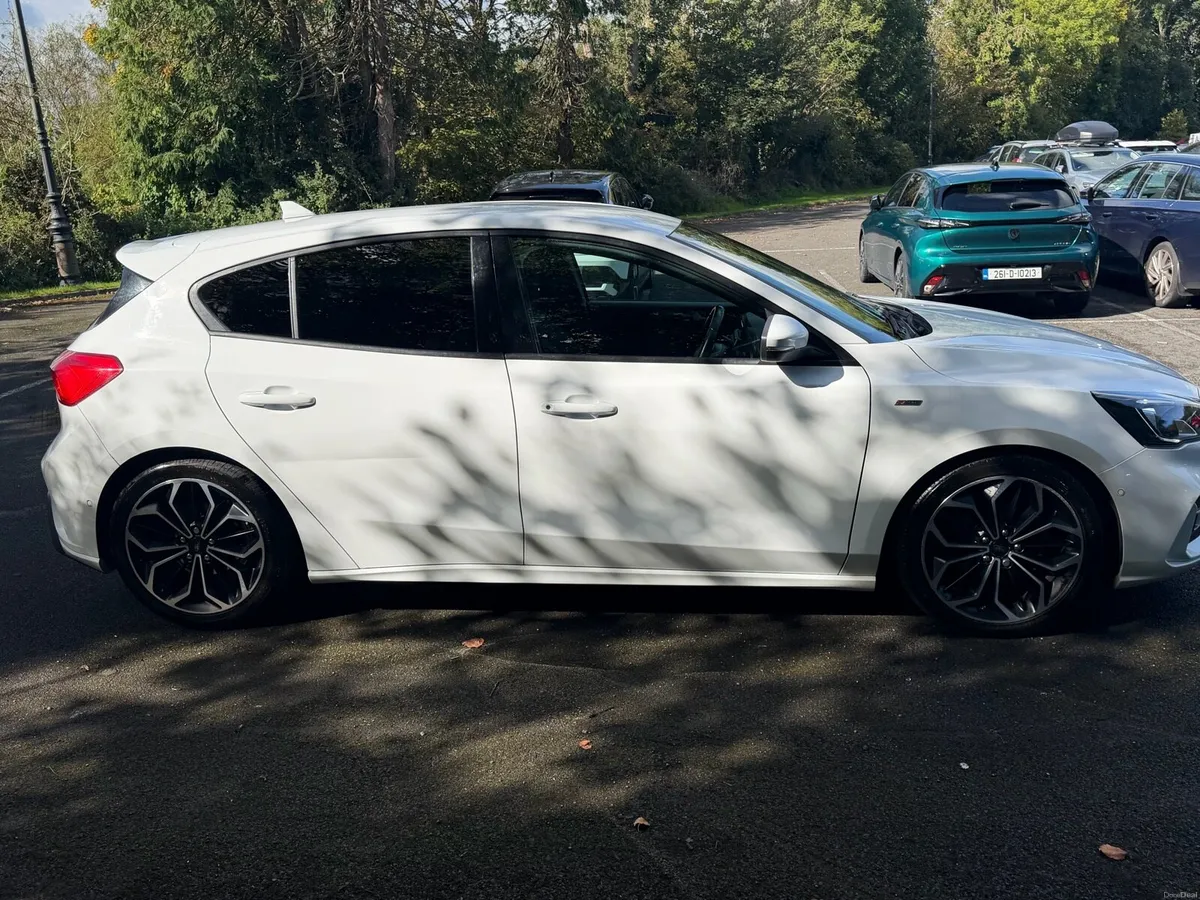 Ford focus ST line - Image 3