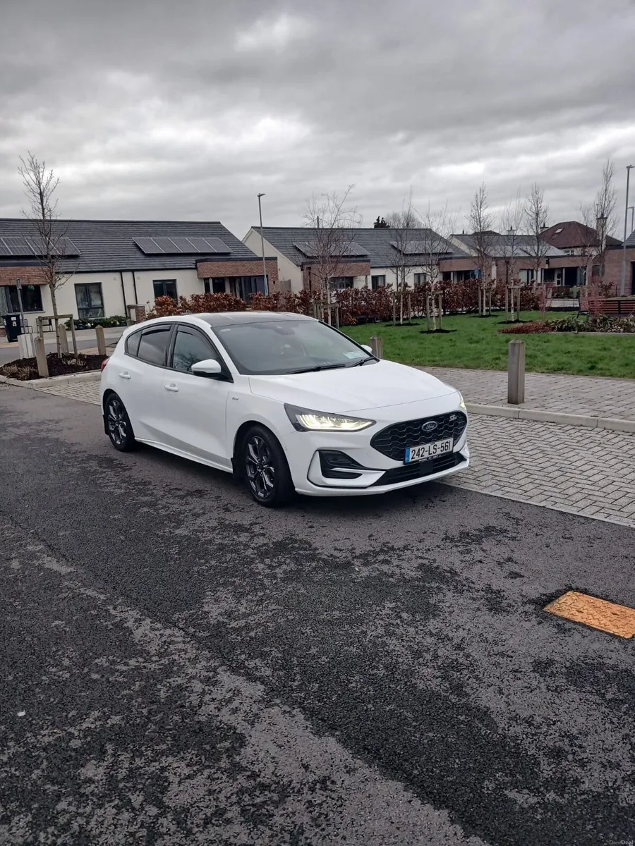 Ford Focus 2024 - Image 1