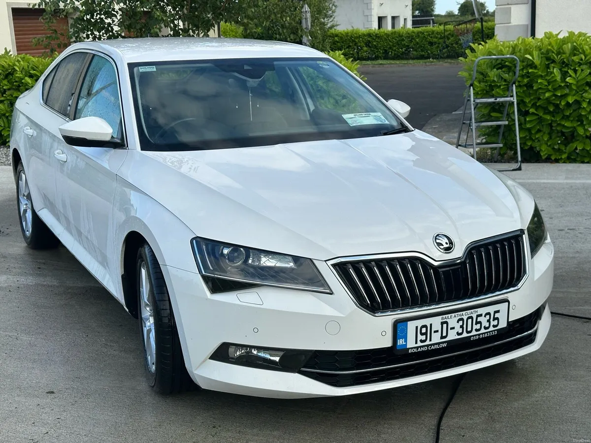 2019 SKODA SUPERB 2.0 TDI 150 STYLE FULL LEATHER - Image 2