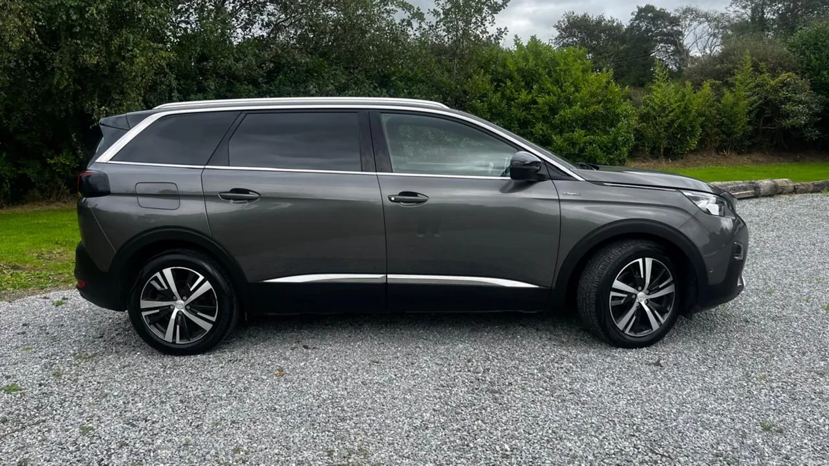 Peugeot 5008 2018 - Image 5