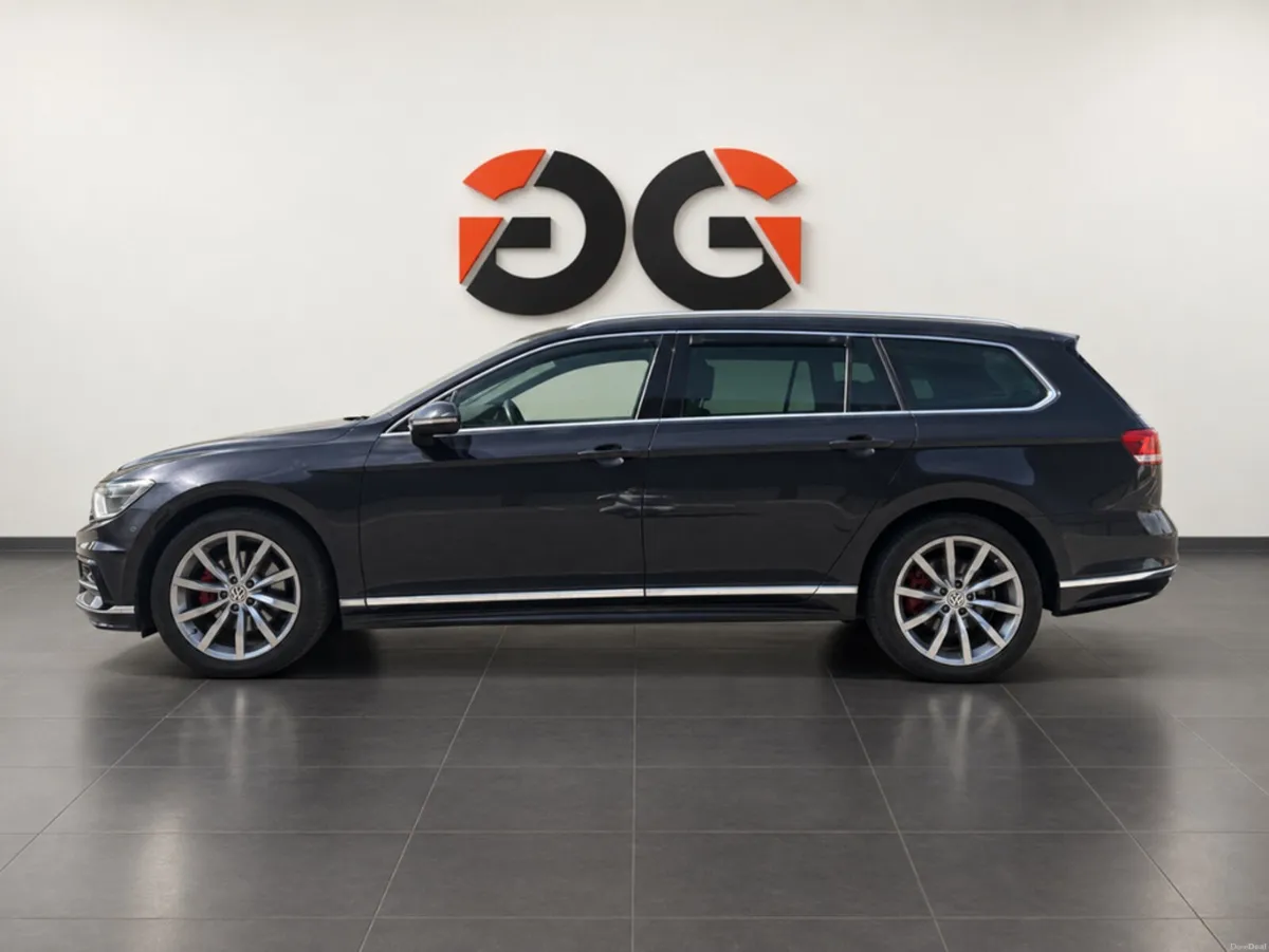 Volkswagen Passat 2.0 TDI R-LINE BLUEMOTION *NEW T - Image 2