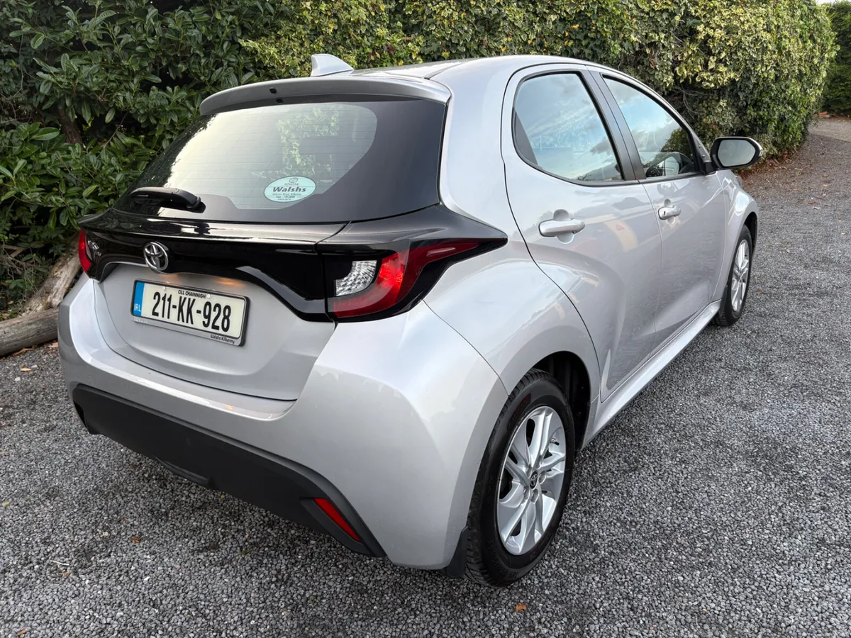Toyota Yaris 2021 Manual - Image 3