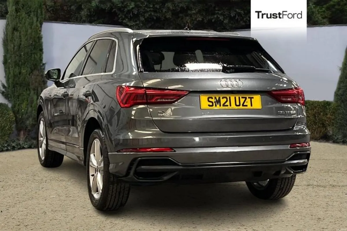 Audi Q3 35 TFSI S Line 5dr [Comfort+Sound Pack]- P - Image 2