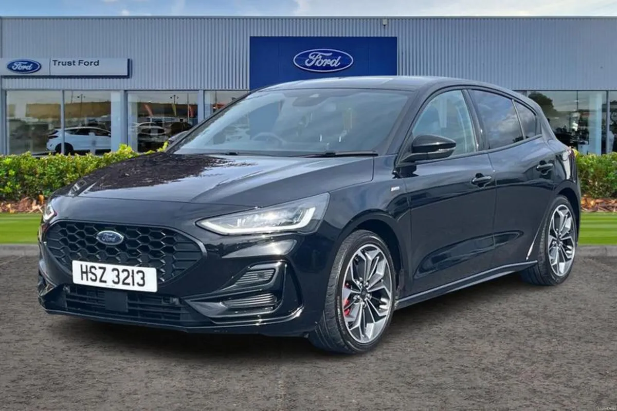 Ford Focus 1.0 EcoBoost Hybrid mHEV 155 ST-Line X - Image 5