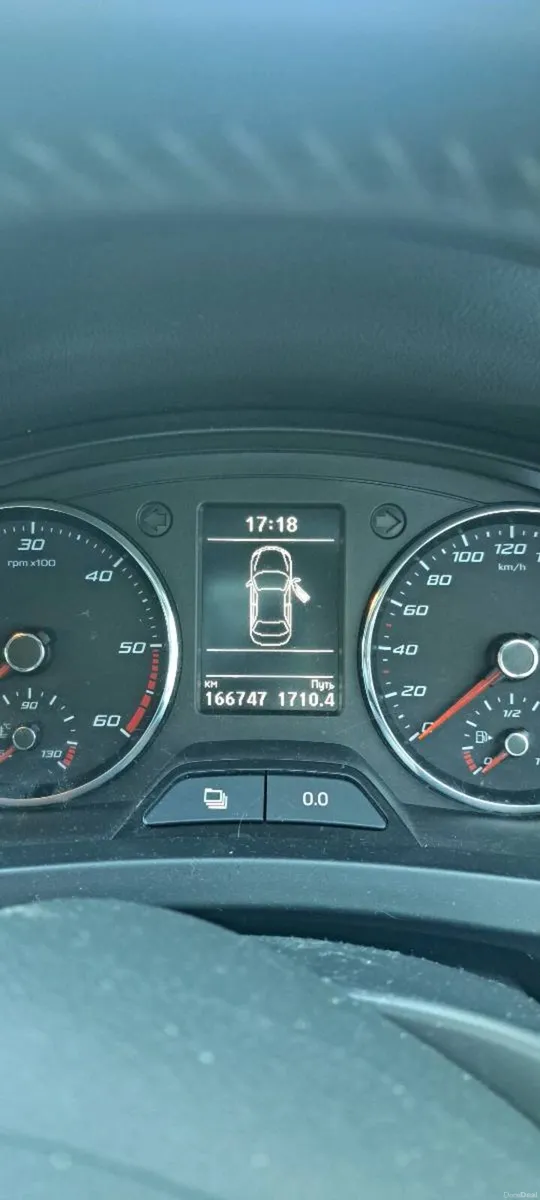 Car - Image 4