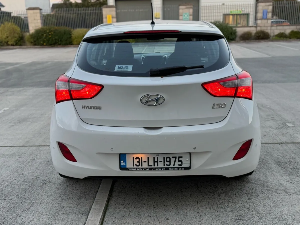 2013 hyundai i30 €2700 1.6diesel with new nct 5/27 - Image 5