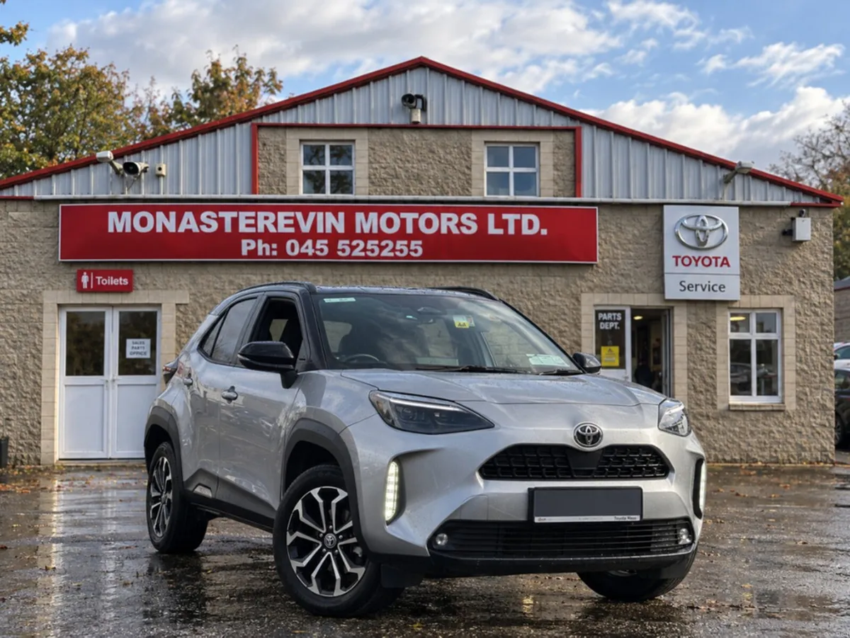 Toyota Yaris Cross *ORIGINAL IRISH CAR*  LUNA SPOR - Image 1