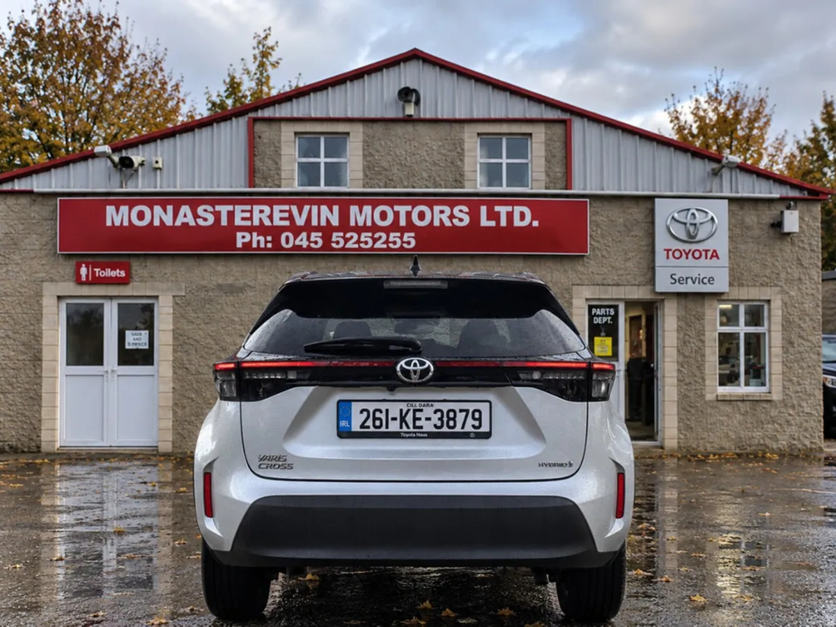 Toyota Yaris Cross *ORIGINAL IRISH CAR*  LUNA SPOR - Image 4