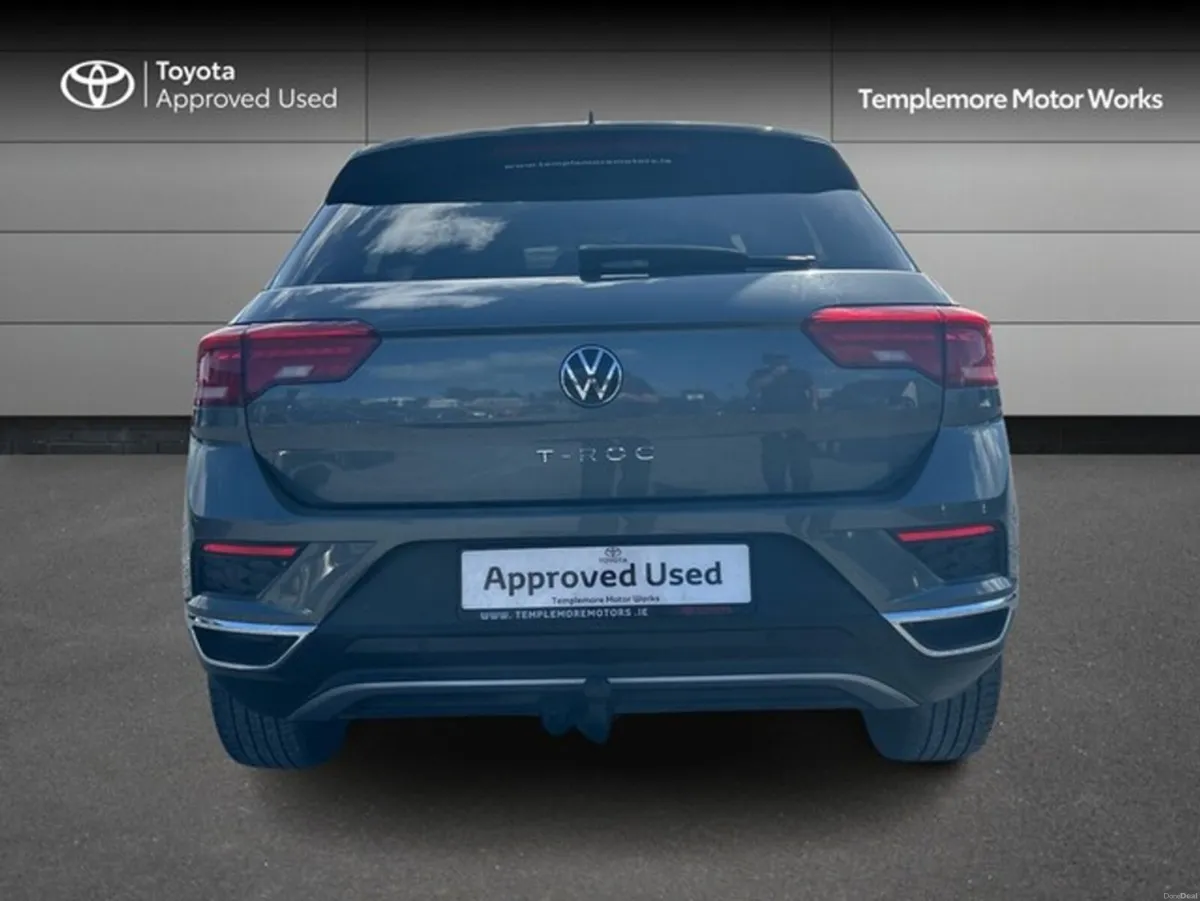 Volkswagen T-Roc DESIGN 2.0 TDI MANUAL 6SPEED FWD - Image 4