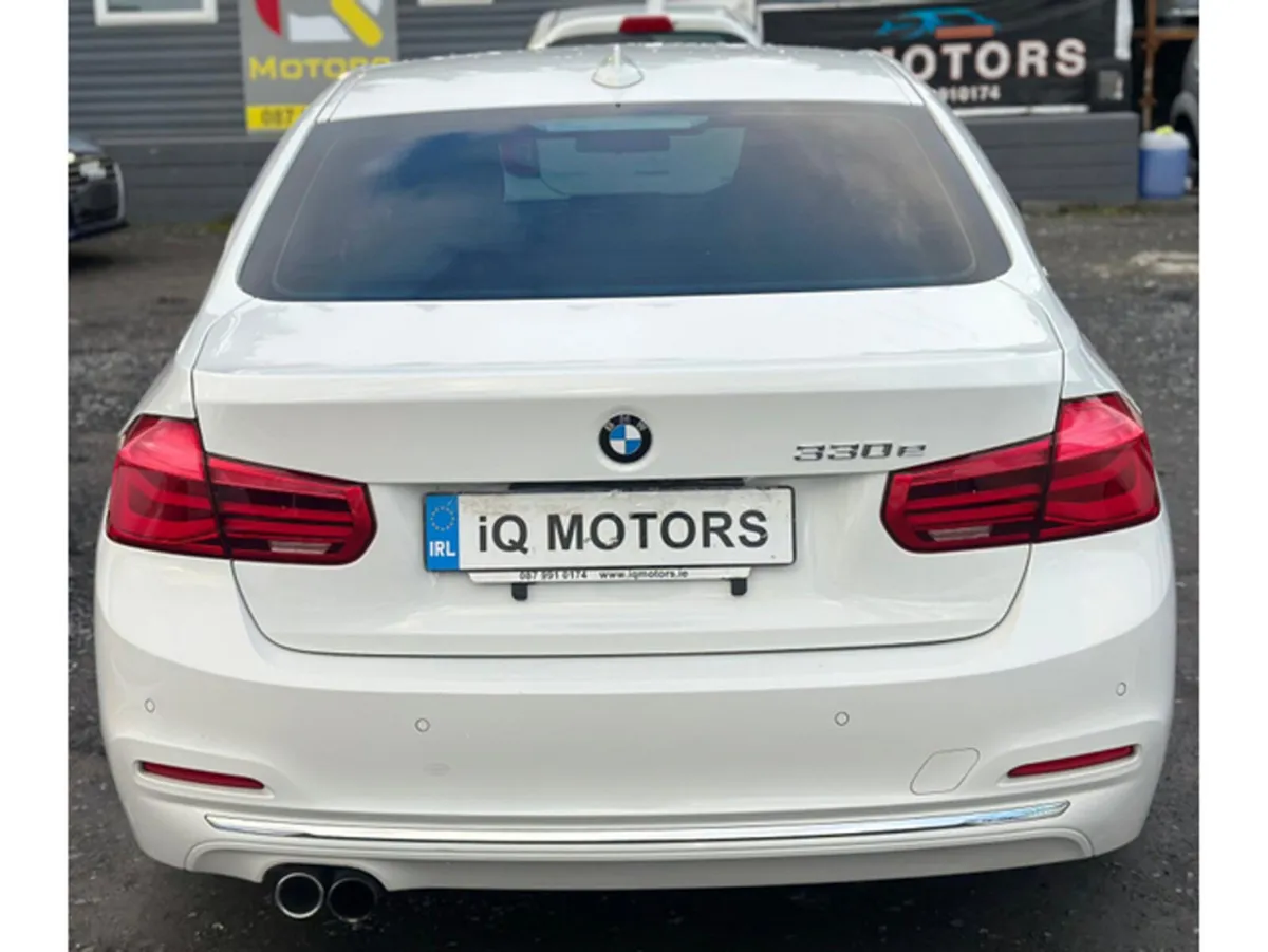 BMW 3-Series 2.0 Automatic Petrol Plug-In-Hybrid 3 - Image 5