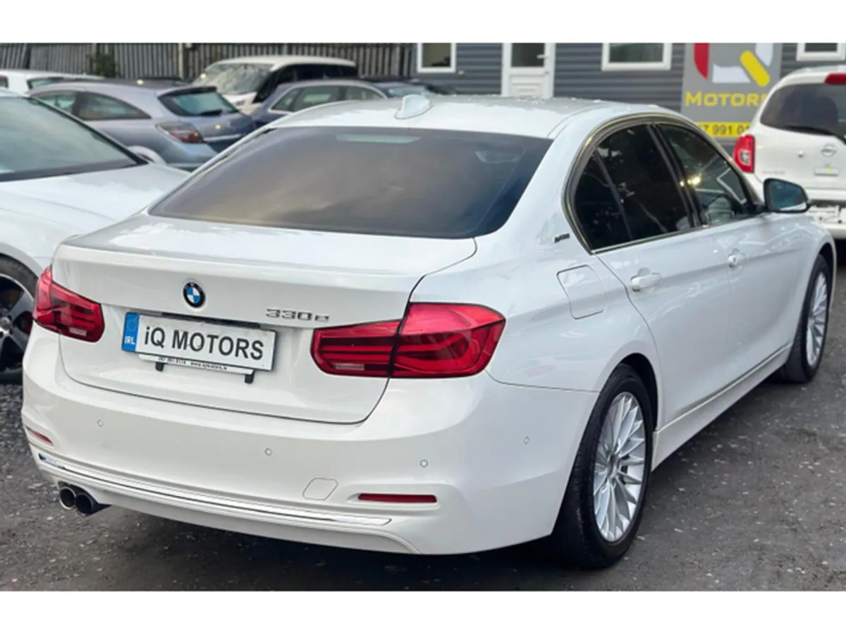 BMW 3-Series 2.0 Automatic Petrol Plug-In-Hybrid 3 - Image 6