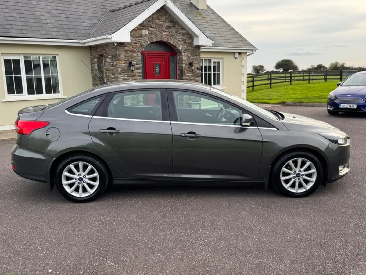 Ford Focus TITANIUM 1.5 TD 95PS 6SPEED 4DR - Image 4