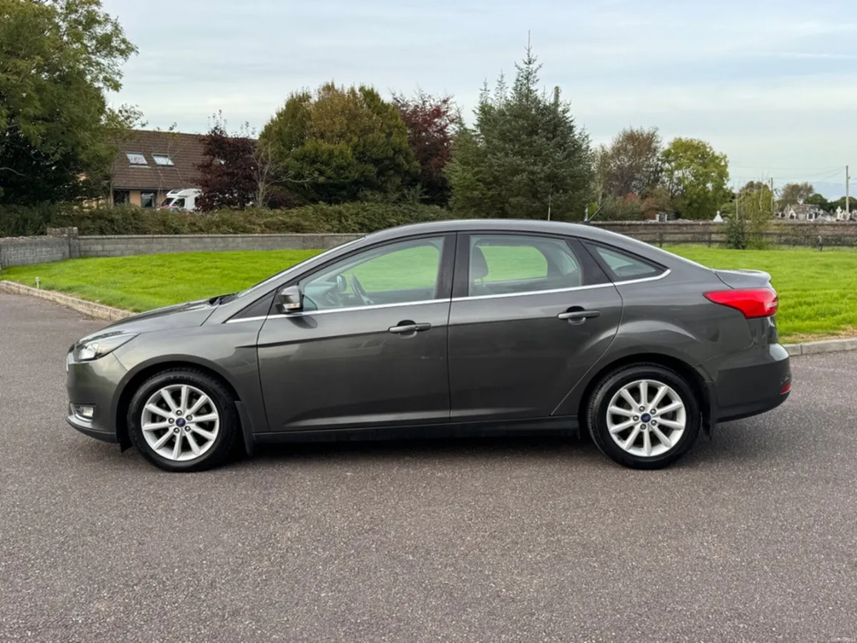 Ford Focus TITANIUM 1.5 TD 95PS 6SPEED 4DR - Image 3