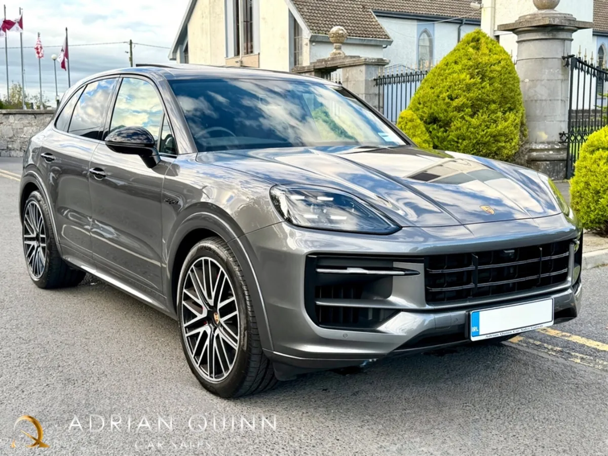 Porsche Cayenne S 3.0 V6 E-HYBRID 519 BHP==HUGE SP - Image 4