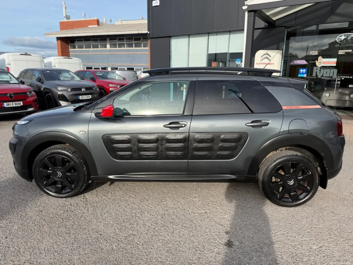 Citroen C4 Cactus BLUEHDI 100 FLAIR SS S&S MY14 4D - Image 2