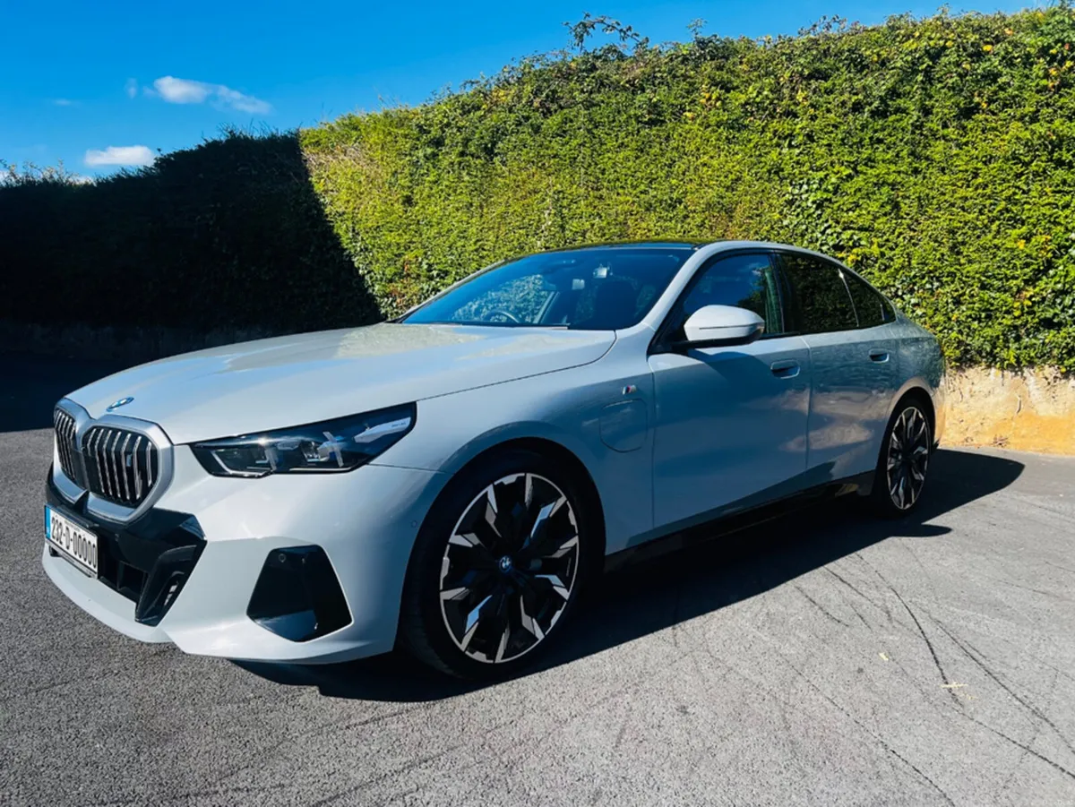 BMW i5 I5  40 M - SPORT   MASSIVE SPEC - Image 5