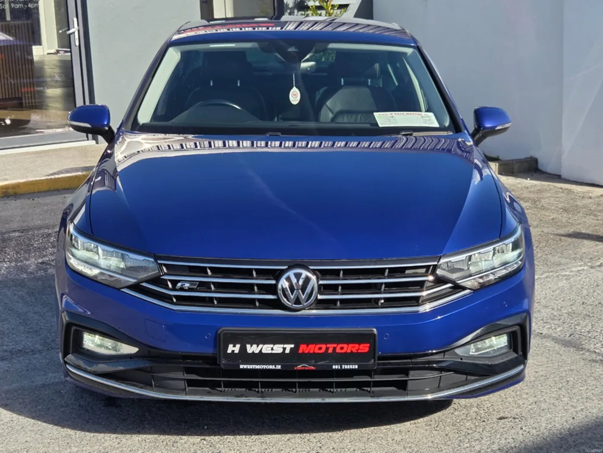 Volkswagen Passat R-LINE 2.0 TDI MANUAL 6SPEED FWD - Image 5