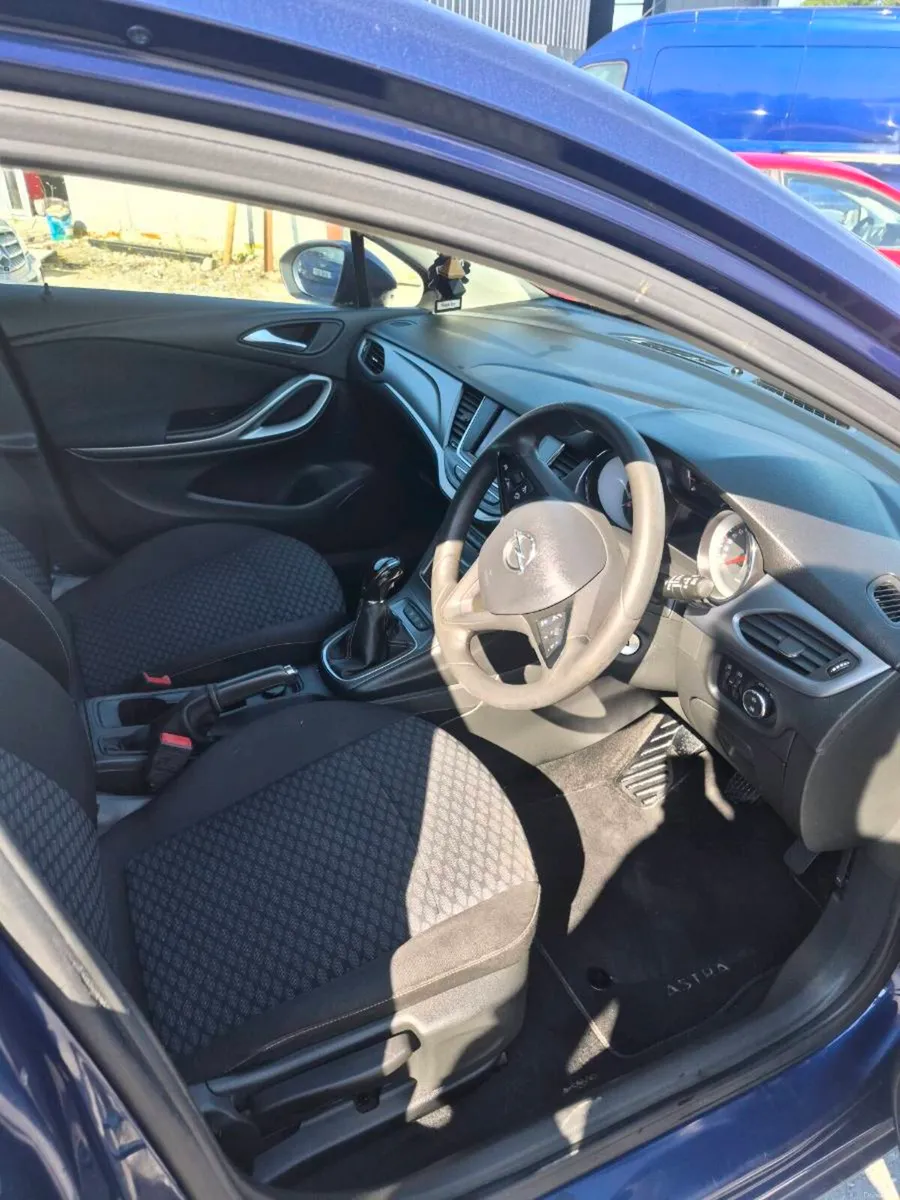 Opel Astra van - Image 6