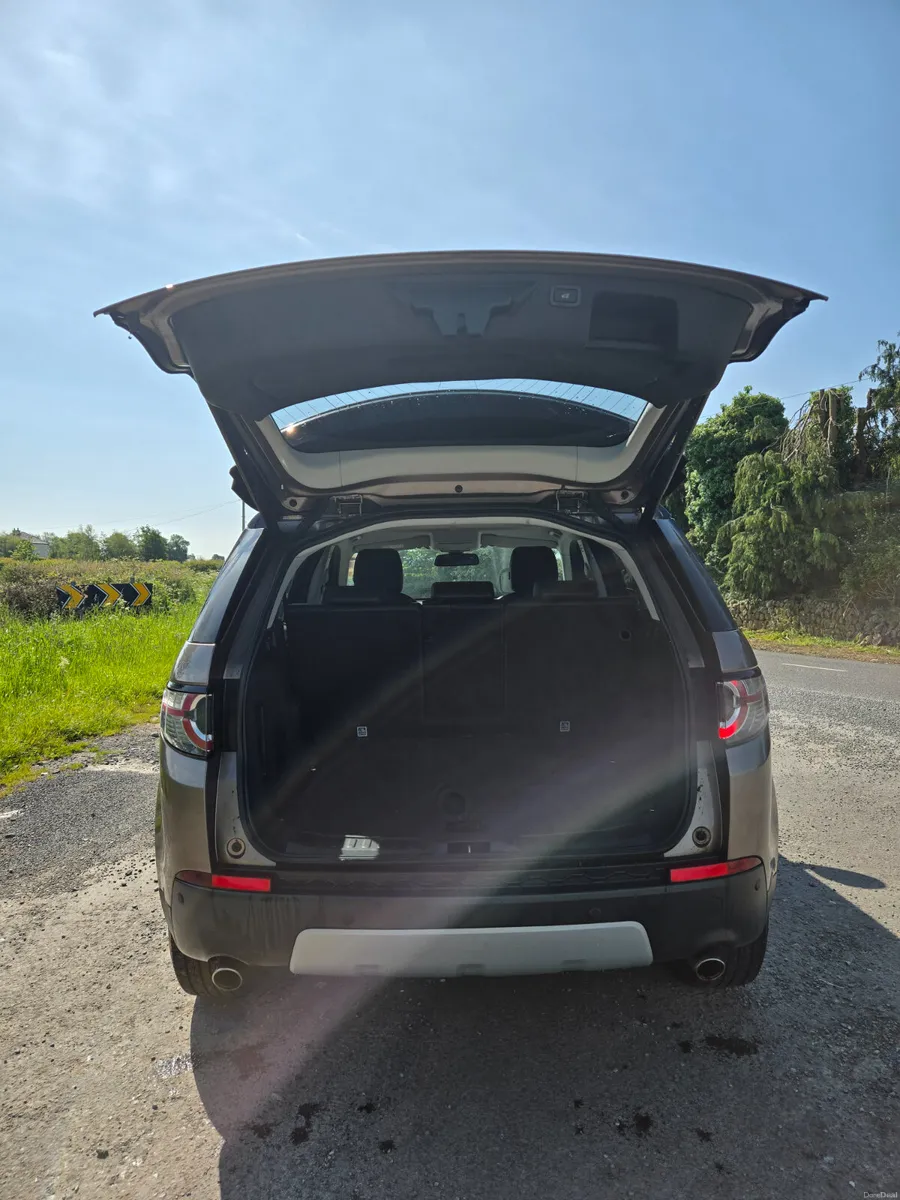 Land Rover Discovery 2015 - Image 5