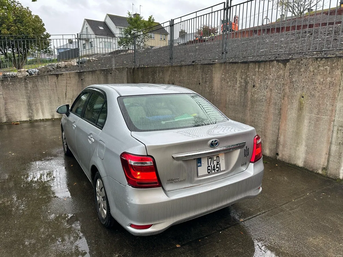 Toyota Corolla Axio - Image 6