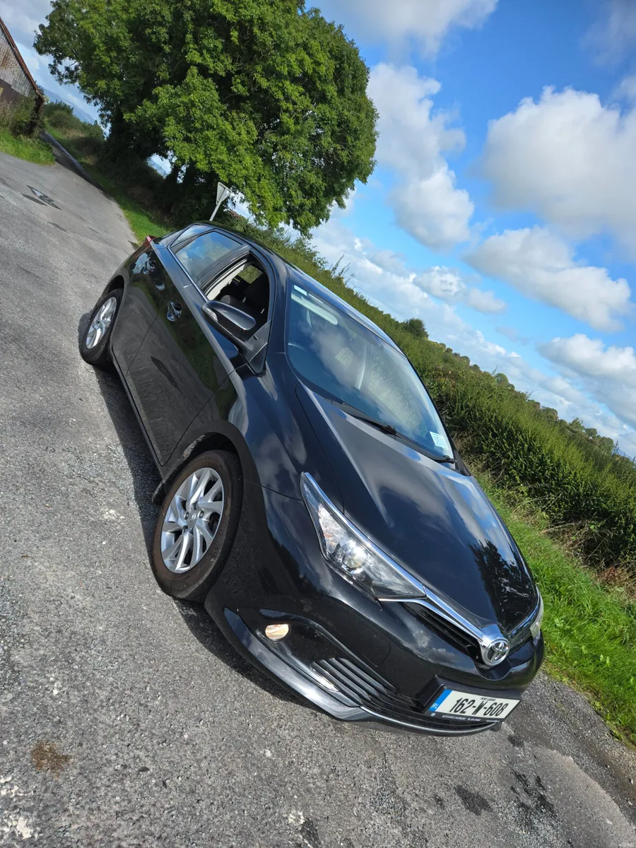 Toyota Auris 2016 - Image 1
