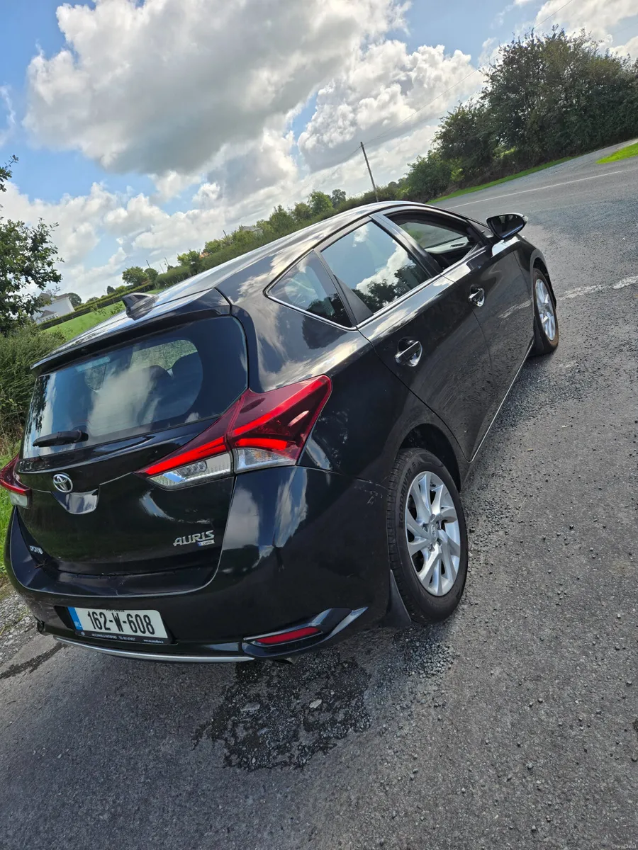 Toyota Auris 2016 - Image 4
