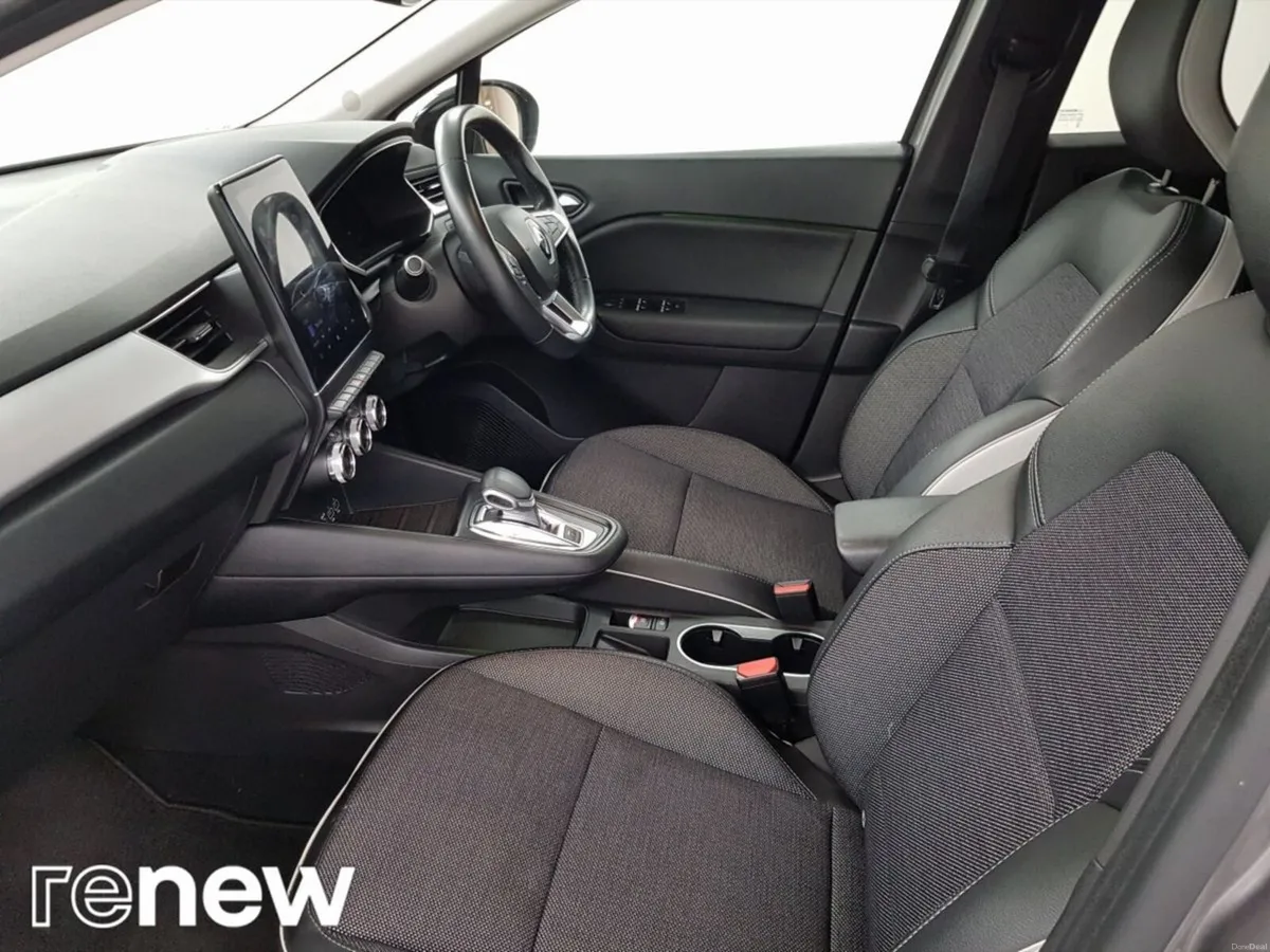 Renault Captur E-TECH Plug-in 160 Auto S-Edition - Image 5