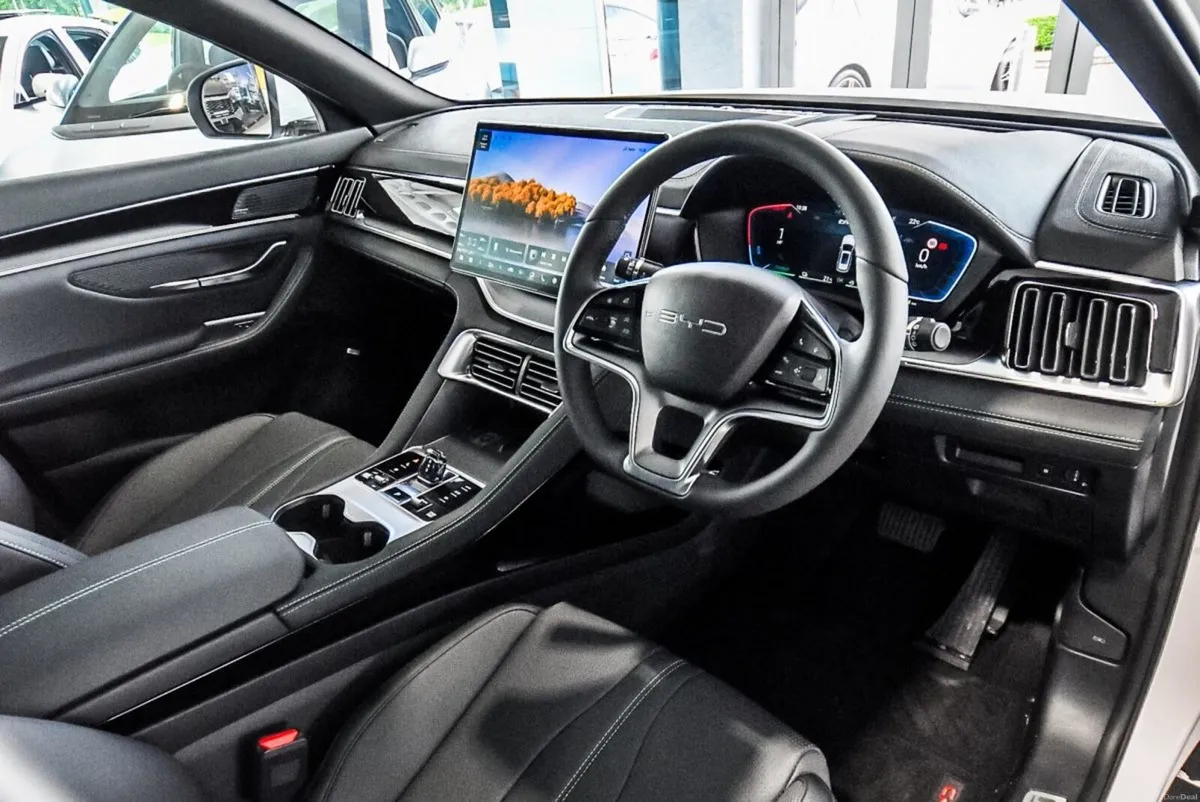 BYD SEAL U Demo Plug in Hybrid Comfort - Image 5