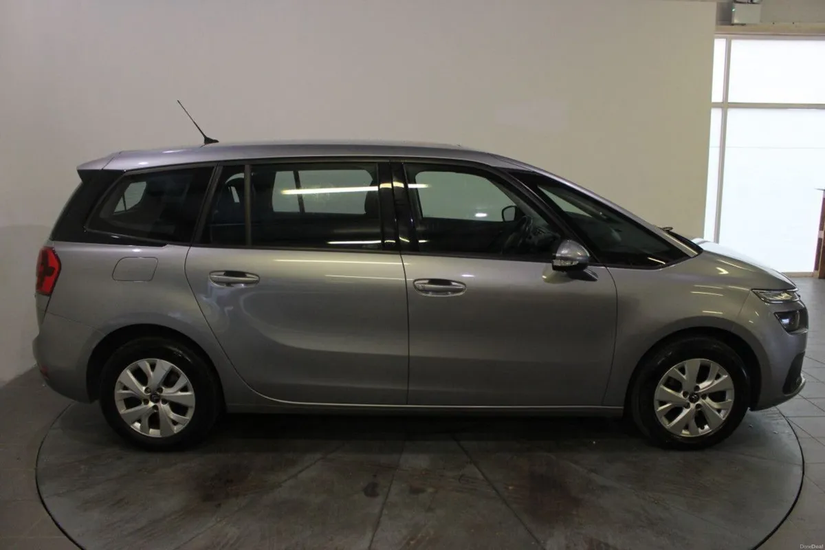Citroen Grand C4 Picasso BlueHDi 100 Touch 7 SEATS - Image 3