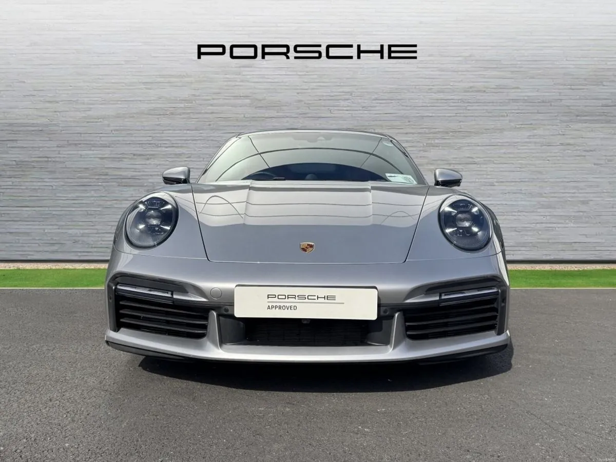 Porsche 911 Turbo S - Image 6