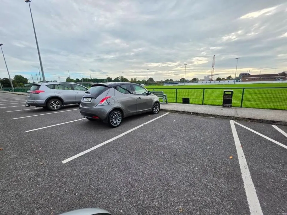 2012 Chrysler Ypsilon Limited 1.3 M-Jet Diesel - Image 2