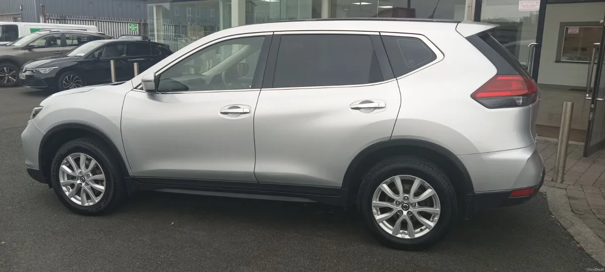 Nissan X-Trail 2018 - Image 2