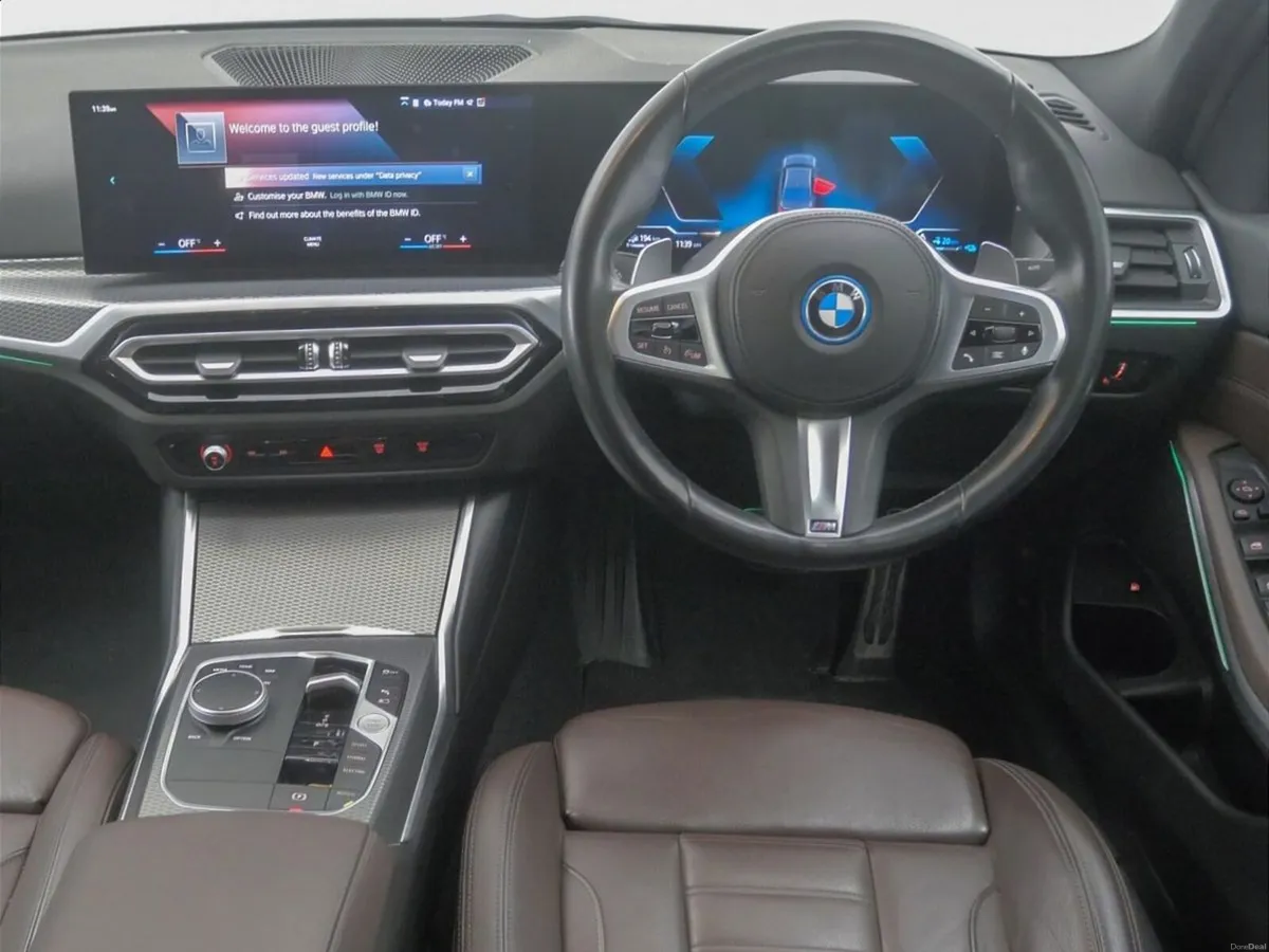 BMW 3-Series 330e M Sport Saloon - Image 5