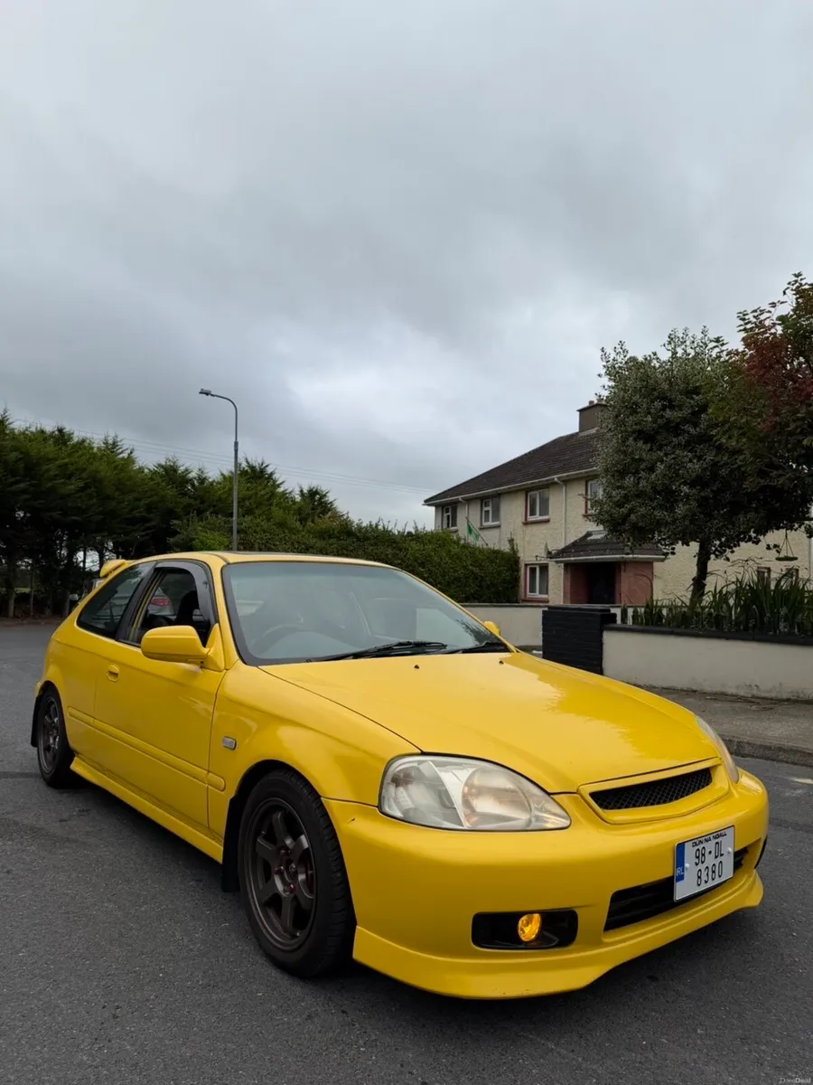 Honda civic - Image 3