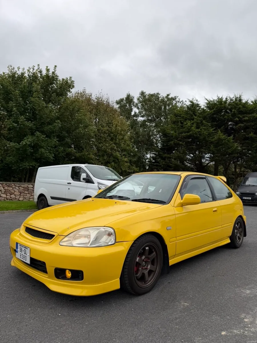 Honda civic - Image 6