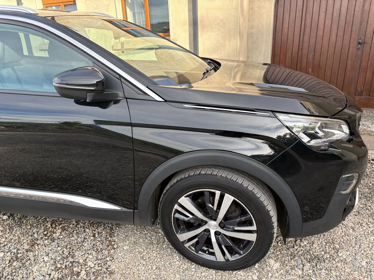 Peugeot 3008 2019 - Image 2