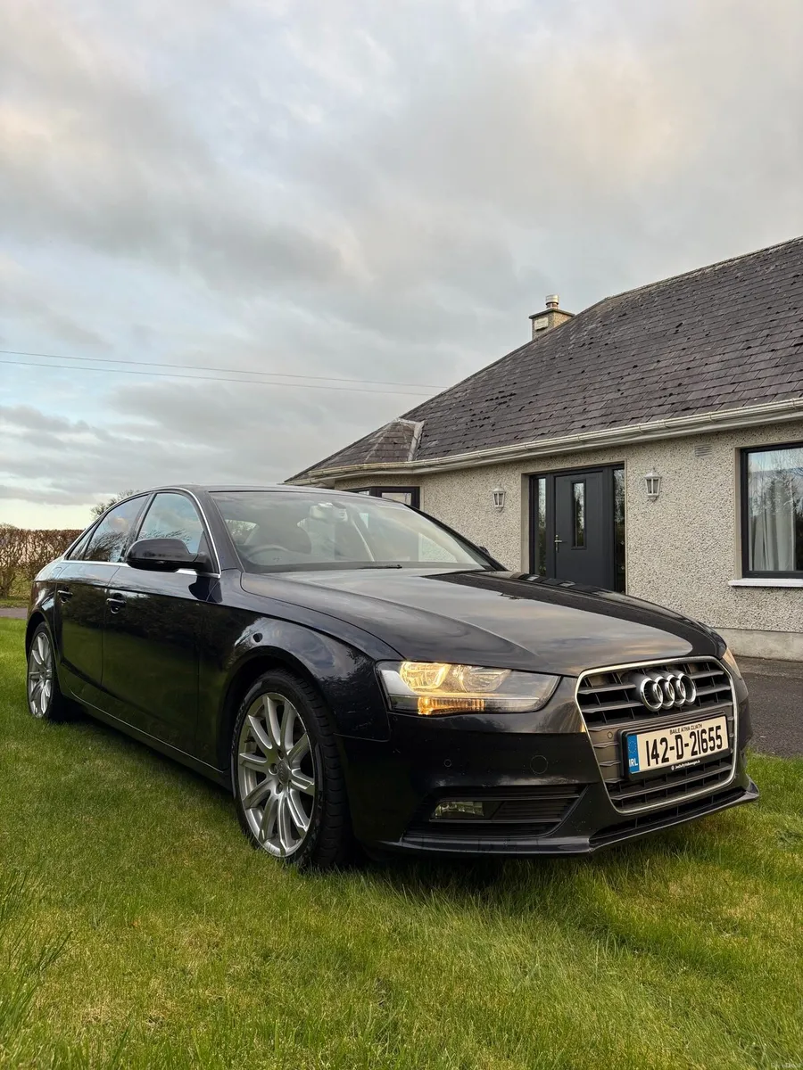 AUDI A4 TECHNIK 2.0TDi 150HP AUTO - Image 5