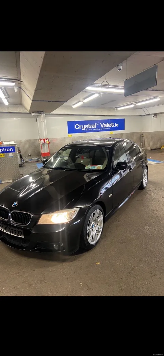 BMW 3-Series 2011 - Image 1