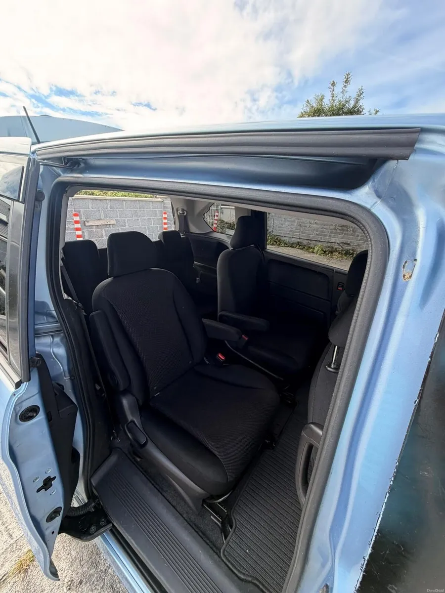 2013 Honda Freed hybrid automatic - Image 3