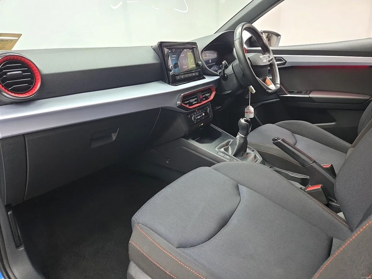 SEAT Ibiza 1.0TSI FR 115BHP - Image 4